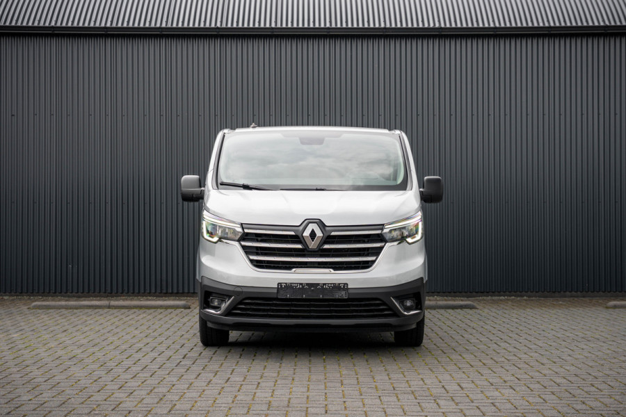 Renault Trafic Blue dCi 150PK | L2H1 | 9-Zits | LED | Canera | Navi | Zijschuifdeur R+L | Cruise | Airco | PDC | Euro 6