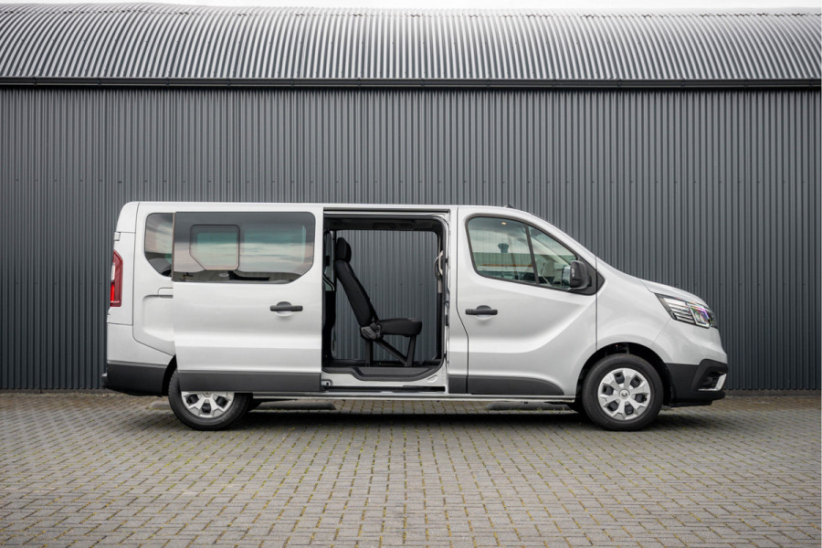 Renault Trafic Blue dCi 150PK | L2H1 | 9-Zits | LED | Canera | Navi | Zijschuifdeur R+L | Cruise | Airco | PDC | Euro 6