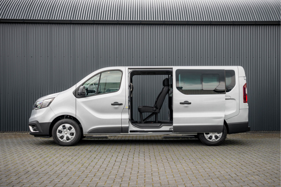 Renault Trafic Blue dCi 150PK | L2H1 | 9-Zits | LED | Canera | Navi | Zijschuifdeur R+L | Cruise | Airco | PDC | Euro 6