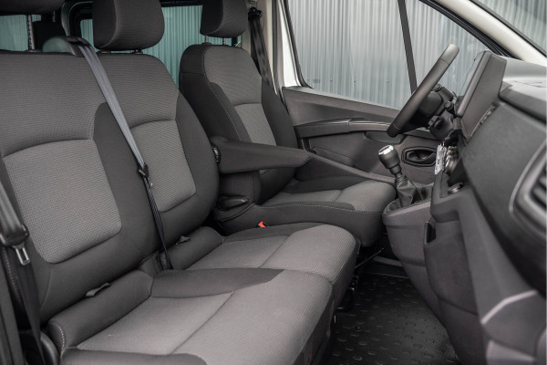 Renault Trafic Blue dCi 150PK | L2H1 | 9-Zits | LED | Canera | Navi | Zijschuifdeur R+L | Cruise | Airco | PDC | Euro 6