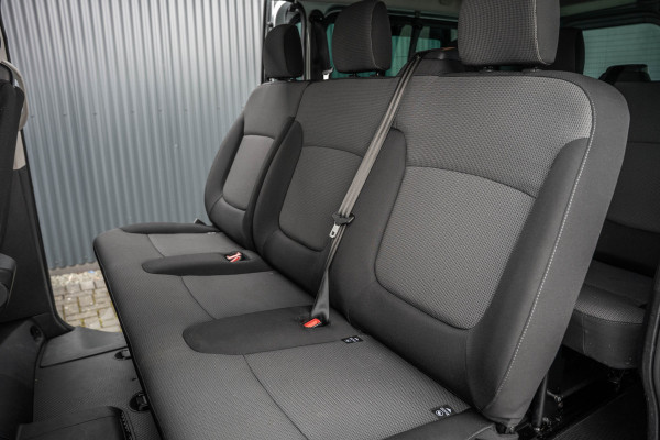 Renault Trafic Blue dCi 150PK | L2H1 | 9-Zits | LED | Canera | Navi | Zijschuifdeur R+L | Cruise | Airco | PDC | Euro 6