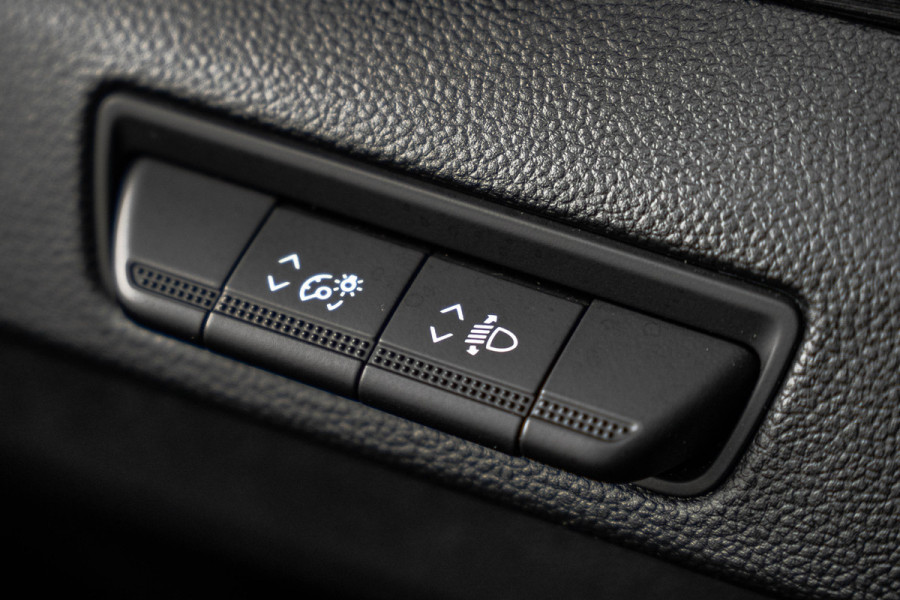 Renault Trafic Blue dCi 150PK | L2H1 | 9-Zits | LED | Canera | Navi | Zijschuifdeur R+L | Cruise | Airco | PDC | Euro 6