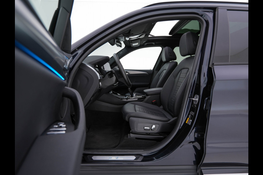 BMW iX3 Executive 80 kWh [ 3-Fase ] {SOH-98%} (INCL-BTW) Aut. *PANO | HEAD-UP | LEATHER | ADAPTIVE-CRUISE | FULL-LED | BLIND-SPOT | MEMORY-PACK | DIGI-COCKPIT | HEATED-COMFORTSEATS | KEYLESS | TOP-VIEW | DAB+ | TOWBAR | 19''ALU*