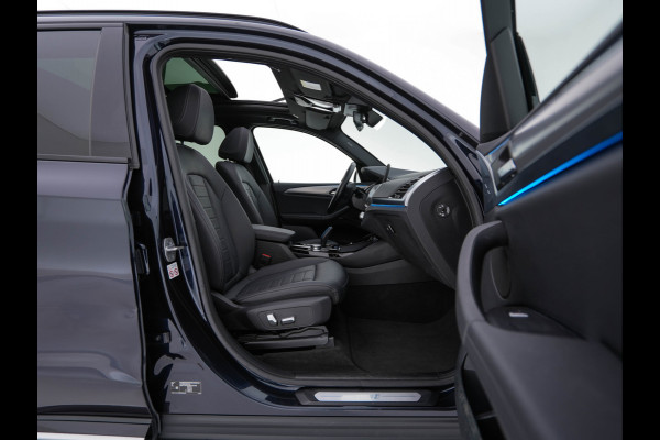 BMW iX3 Executive 80 kWh [ 3-Fase ] {SOH-98%} (INCL-BTW) Aut. *PANO | HEAD-UP | LEATHER | ADAPTIVE-CRUISE | FULL-LED | BLIND-SPOT | MEMORY-PACK | DIGI-COCKPIT | HEATED-COMFORTSEATS | KEYLESS | TOP-VIEW | DAB+ | TOWBAR | 19''ALU*