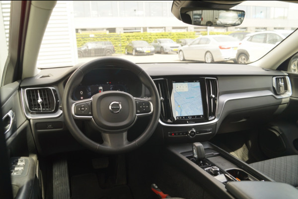 Volvo V60 2.0 B4 197pk Automaat Core -NAVI-ECC-LED-CAM-