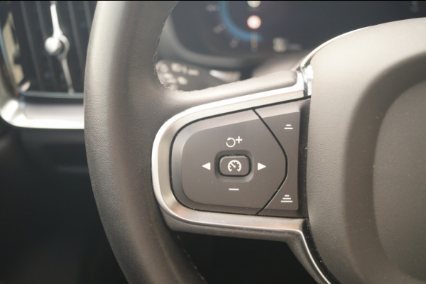 Volvo V60 2.0 B4 197pk Automaat Core -NAVI-ECC-LED-CAM-