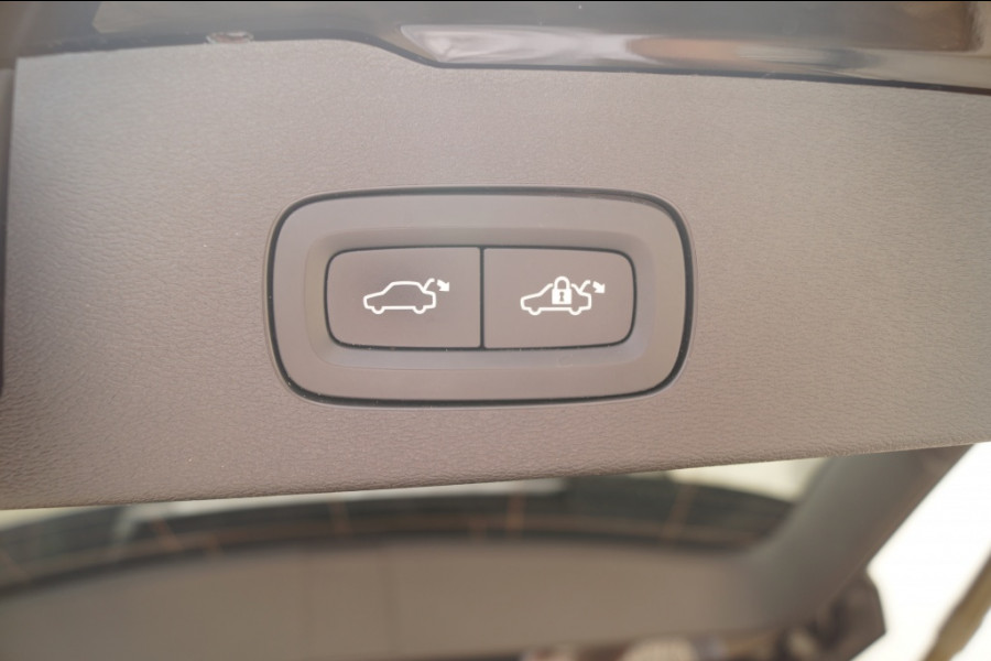 Volvo V60 2.0 B4 197pk Automaat Core -NAVI-ECC-LED-CAM-