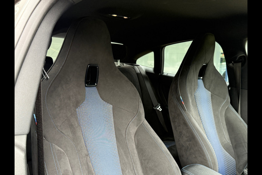 BMW 2 Serie Gran Coupé 218i M Sport Shadow Line Sportstoelen|Carplay|Dealer Onderhouden