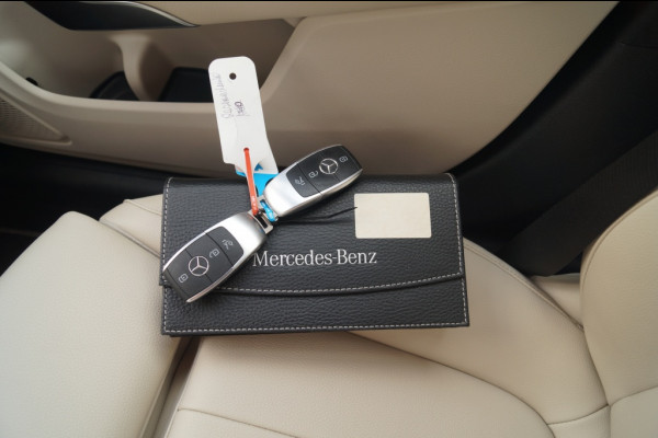 Mercedes-Benz CLA-Klasse Shooting Brake 200 163pk Automaat Business Solution Luxury -LEER-