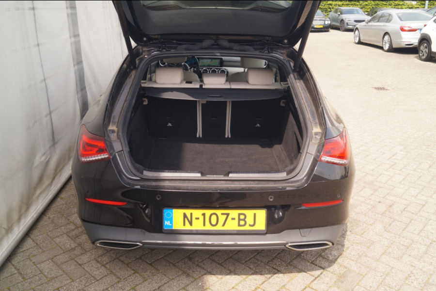 Mercedes-Benz CLA-Klasse Shooting Brake 200 163pk Automaat Business Solution Luxury -LEER-