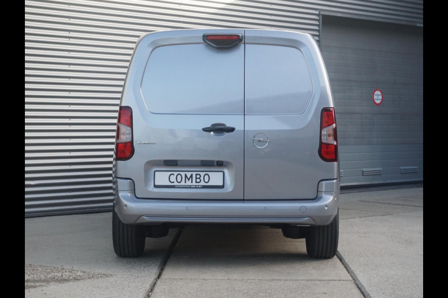 Opel Combo TECH L1 50kWh | 8 jaar garantie | navigatie | Apple Carplay | camera | digitale binnenspiegel | parkeersensoren v/a | dodehoekdetectie | bumpers in kleur | Climate Control | etc.