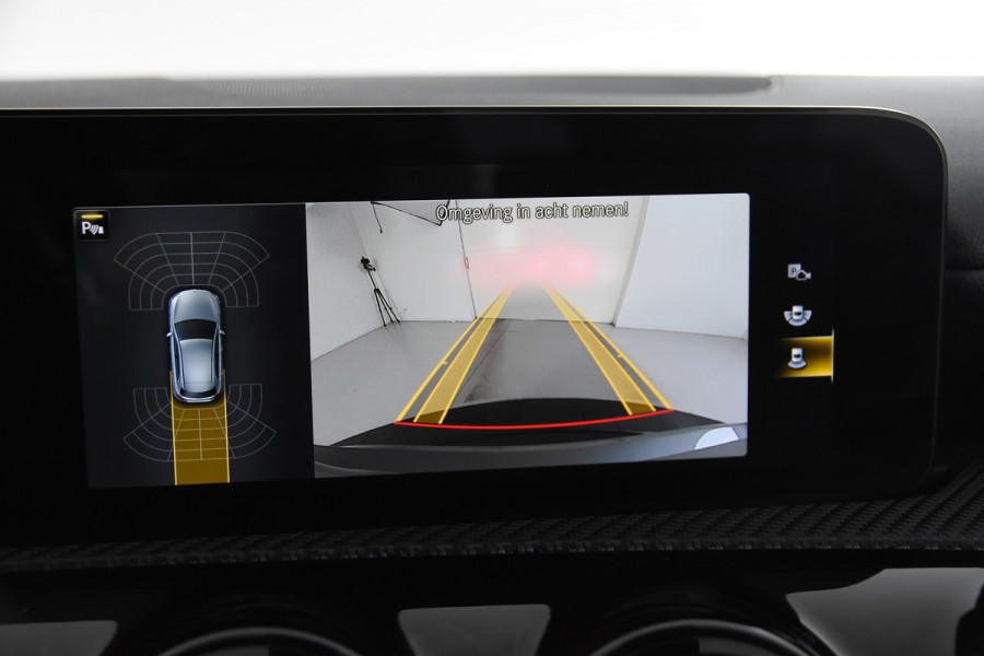Mercedes-Benz A-Klasse 180 *1ste Eigenaar*Widescreen*Navigatie*Stoelverwarming*PDC*