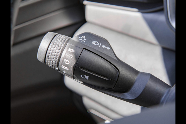 Lynk & Co 01 1.5 Black Edition Panoramadak|Trekhaak|Camera|ACC|Stoelverwarming|Navi|Carplay