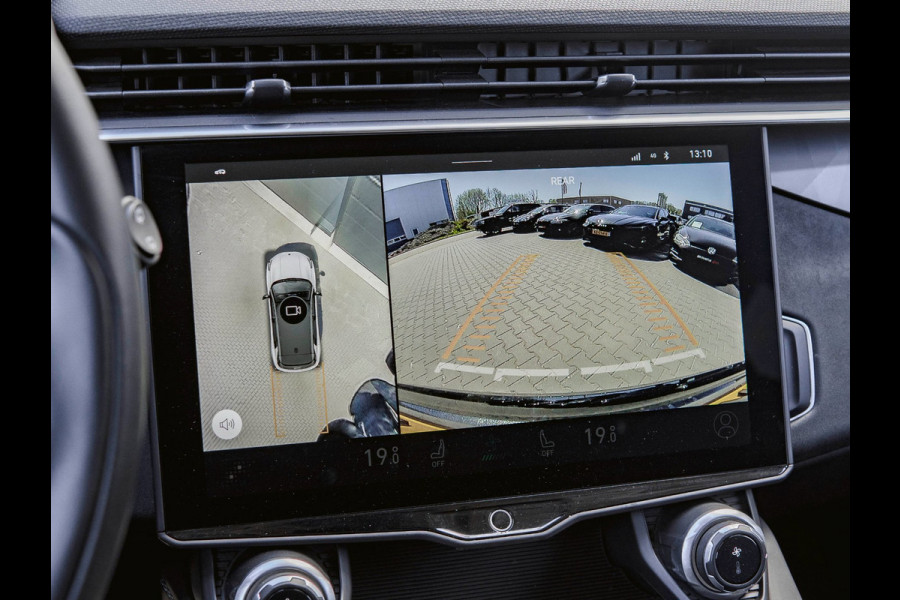 Lynk & Co 01 1.5 Black Edition Panoramadak|Trekhaak|Camera|ACC|Stoelverwarming|Navi|Carplay