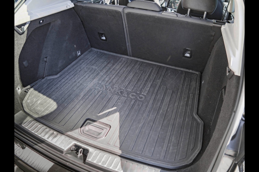 Lynk & Co 01 1.5 Black Edition Panoramadak|Trekhaak|Camera|ACC|Stoelverwarming|Navi|Carplay