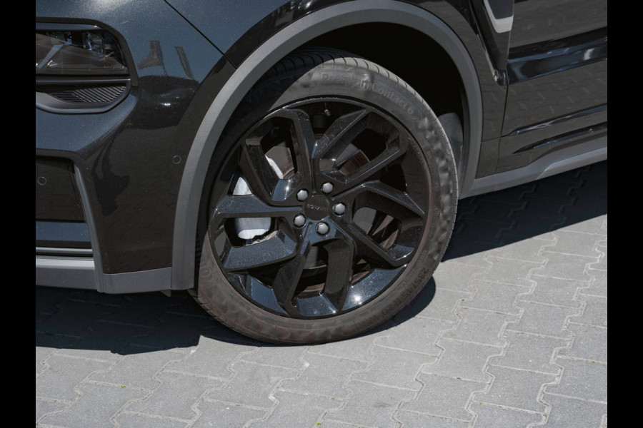 Lynk & Co 01 1.5 Black Edition Panoramadak|Trekhaak|Camera|ACC|Stoelverwarming|Navi|Carplay