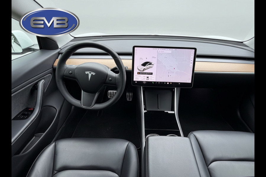 Tesla Model 3 Long Range AWD 75 kWh Black edition, panoramadak, afn. Trekhaak,leder, 19 inch, NL auto 12-2019