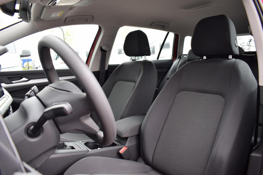 Volkswagen Golf Variant 1.0 TSI Golf | Trekhaak | Apple CarPlay | LED | Climate