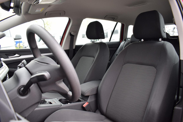 Volkswagen Golf Variant 1.0 TSI Golf | Trekhaak | Apple CarPlay | LED | Climate