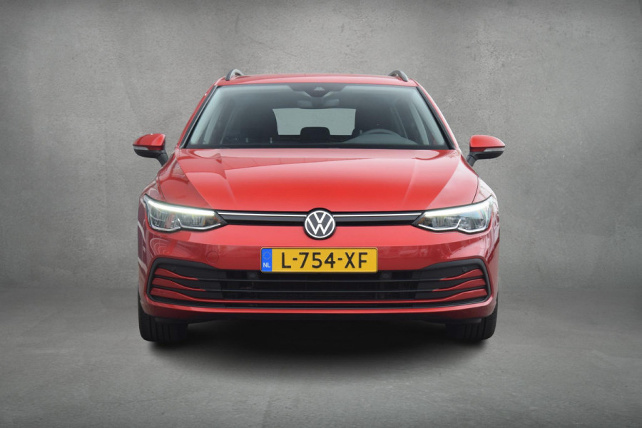 Volkswagen Golf Variant 1.0 TSI Golf | Trekhaak | Apple CarPlay | LED | Climate
