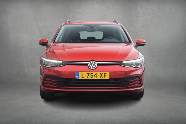 Volkswagen Golf Variant 1.0 TSI Golf | Trekhaak | Apple CarPlay | LED | Climate