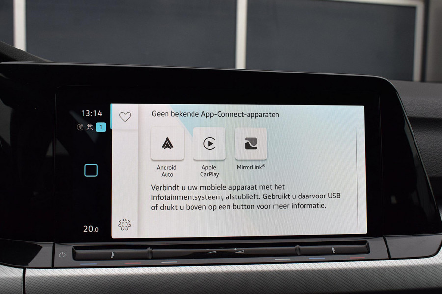 Volkswagen Golf Variant 1.0 TSI Golf | Trekhaak | Apple CarPlay | LED | Climate