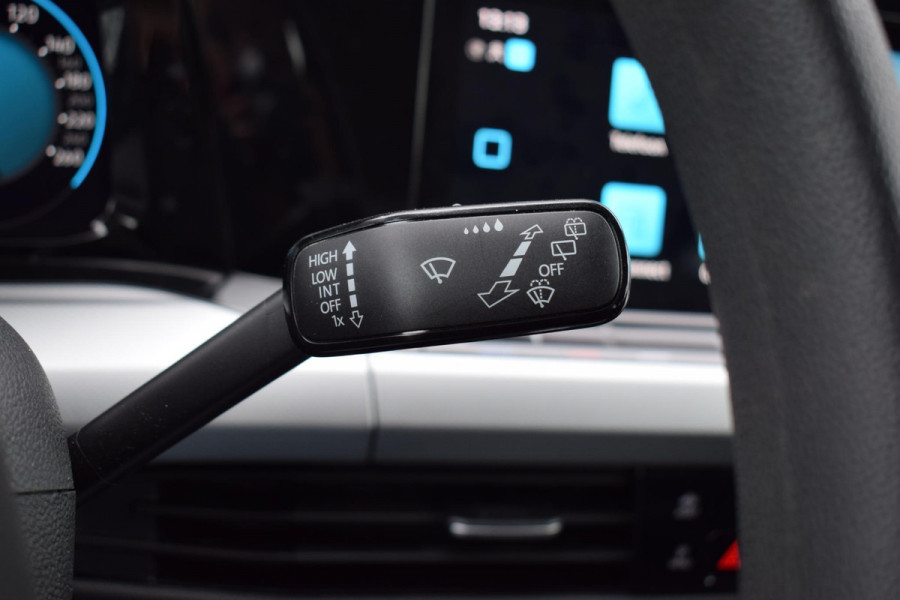 Volkswagen Golf Variant 1.0 TSI Golf | Trekhaak | Apple CarPlay | LED | Climate