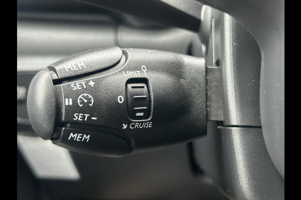 Citroën C3 BWJ 10-2021 | 1.2PT 83PK Feel | CLIMA | NAVI | PDC | CRUISE | TWO TONE | CARPLAY | LMV |