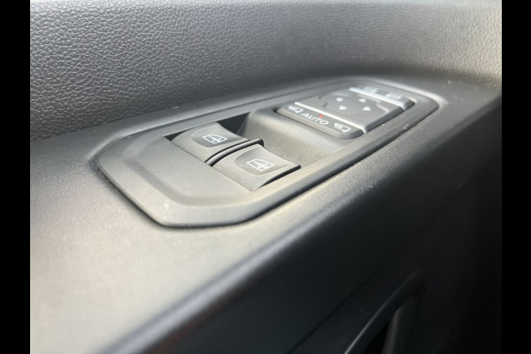 Renault Trafic 2.0 dCi E6 150pk Automaat L2 Comfort 3p BPM Vrij! Lease €330 p/m, PDC, Led, Airco, Trekhaak, Cruise controle, Onderhoudshistorie aanwezig