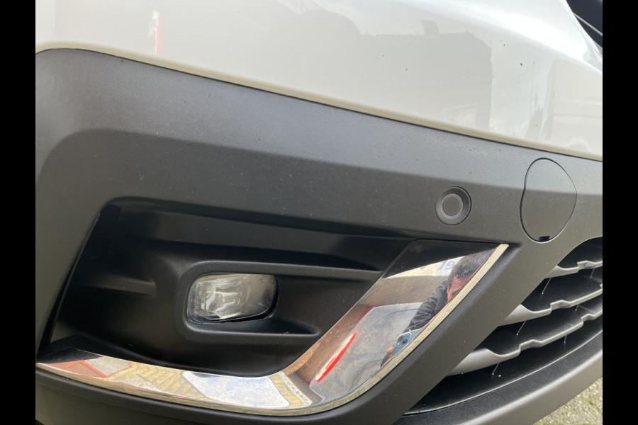 Renault Trafic 2.0 dCi E6 150pk Automaat L2 Comfort 3p BPM Vrij! Lease €330 p/m, PDC, Led, Airco, Trekhaak, Cruise controle, Onderhoudshistorie aanwezig