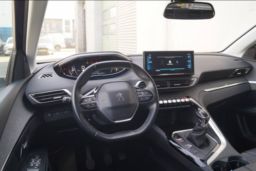 Peugeot 3008 1.2 PureTech 130pk Allure -NAVI-ECC-PDC-CRUISE-