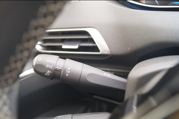 Peugeot 3008 1.2 PureTech 130pk Allure -NAVI-ECC-PDC-CRUISE-