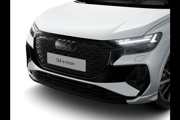 Audi Q4 Sportback e-tron 45 S edition Competition 82 kWh 286pk | Wegklapbare trekhaak | Assistentiepakket plus | Trekhaak | Ambient lichtpakket | Optiekpakket zwart plus |