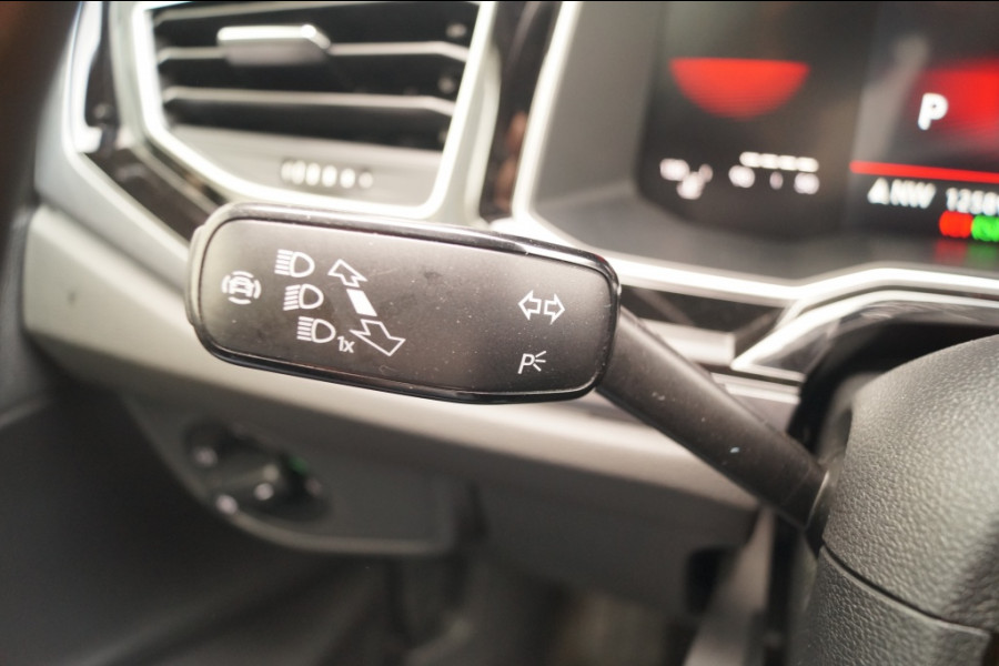 Volkswagen Polo 2.0 TSI DSG GTI -NAVI-ACC-IQ.LIGHT-ECC-PDC-CAM-