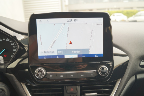 Ford Fiesta 1.0 EcoBoost 124pk Hybrid Titanium -NAVI-PDC-