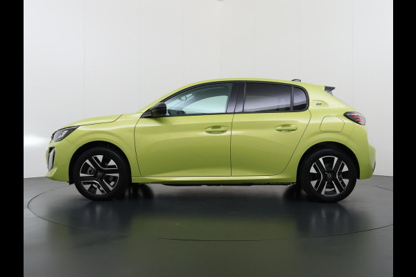 Peugeot e-208 EV Allure 51 kWh NIEUWE AUTO 8KM!| PEUGEOT GARANTIE T/M 05-2027| PARKEERSENSOREN VOOR + ACHTER| WARMTEPOMP| APPLE CARPLAY/ ANDROID AUTO| CRUISE CONTROL