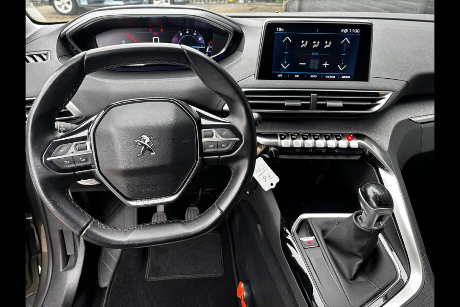 Peugeot 5008 1.2 PureTech Allure | CAMERA | CARPLAY | 7 PERSOONS | LEDER | TREKHAAK | NAP | NWE APK