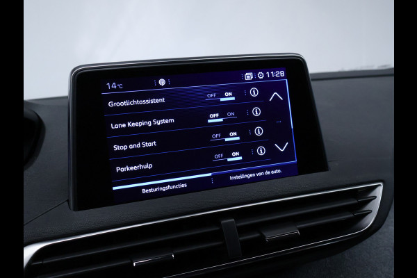 Peugeot 3008 1.2 PureTech Allure Sport (APPLE CARPLAY,NAVI,LED,CAMERA,CRUISE,LANE ASSIST,CLIMATE,LM VELGEN)
