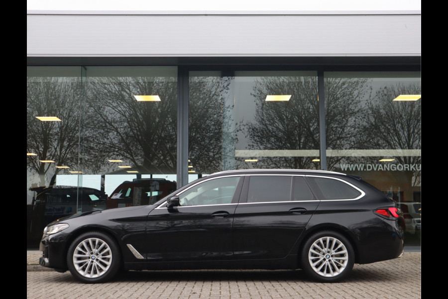 BMW 5 Serie Touring 520i High Executive Edition Trekhaak/ Stoelverw. / Leder / Voorzien van 2 jaar Apk