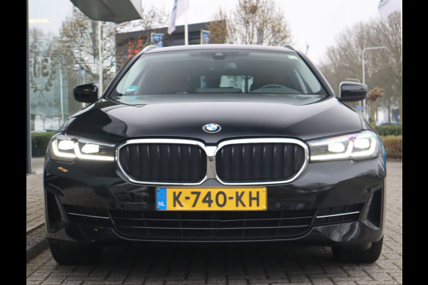 BMW 5 Serie Touring 520i High Executive Edition Trekhaak/ Stoelverw. / Leder / Voorzien van 2 jaar Apk