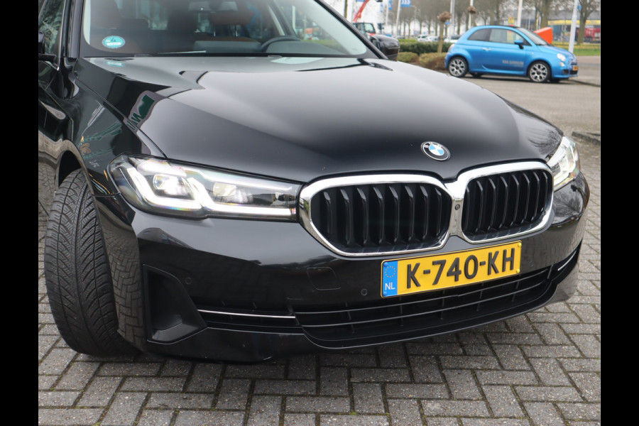 BMW 5 Serie Touring 520i High Executive Edition Trekhaak/ Stoelverw. / Leder / Voorzien van 2 jaar Apk