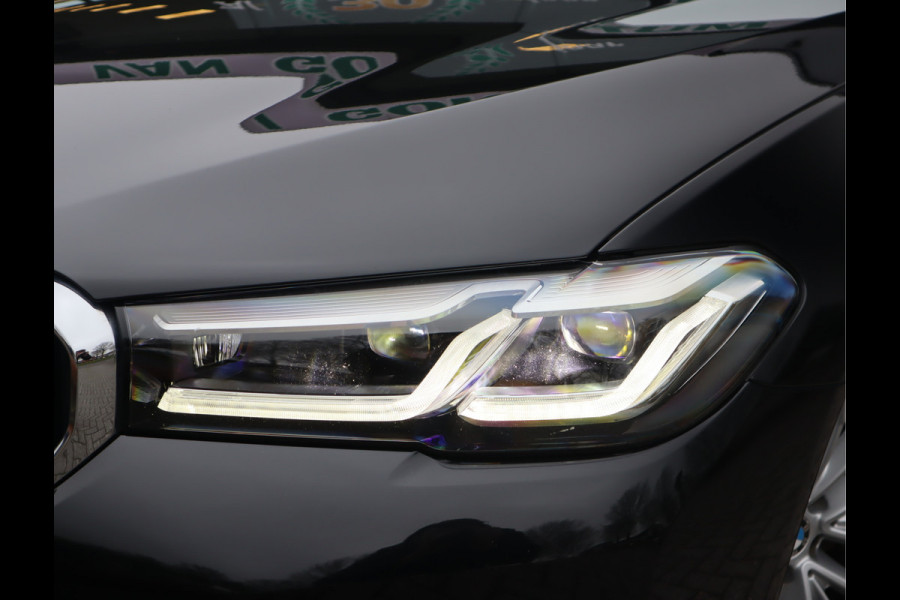 BMW 5 Serie Touring 520i High Executive Edition Trekhaak/ Stoelverw. / Leder / Voorzien van 2 jaar Apk