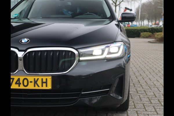 BMW 5 Serie Touring 520i High Executive Edition Trekhaak/ Stoelverw. / Leder / Voorzien van 2 jaar Apk
