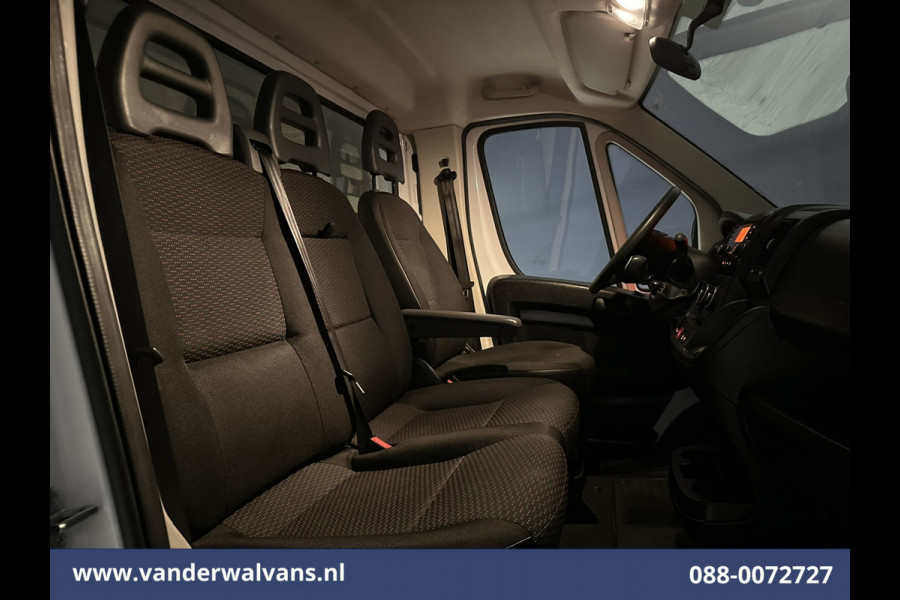 Peugeot Boxer 2.2 BlueHDi 141pk Bakwagen 435cm Lang Laadklep Euro6 Airco | 1085kg laadvermogen | Cruisecontrol Bijrijdersbank