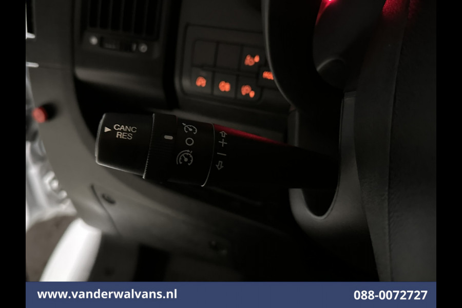 Peugeot Boxer 2.2 BlueHDi 141pk Bakwagen 435cm Lang Laadklep Euro6 Airco | 1085kg laadvermogen | Cruisecontrol Bijrijdersbank