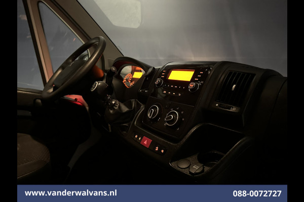 Peugeot Boxer 2.2 BlueHDi 141pk Bakwagen 435cm Lang Laadklep Euro6 Airco | 1085kg laadvermogen | Cruisecontrol Bijrijdersbank