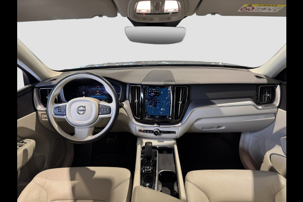 Volvo XC60 2.0 T6 | Pano | Trekhaak | Nieuw model | Thunder Grey | Apple Carplay | Plug-in hyrbid | Camera | Eerste eigenaar