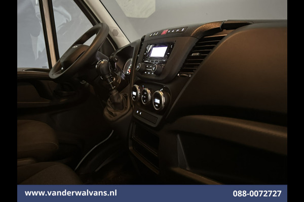 Iveco Daily 35S16 2.3 157pk L3H2 Euro6 Airco | Parkeersensoren | 3500kg trekvermogen Bijrijdersbank