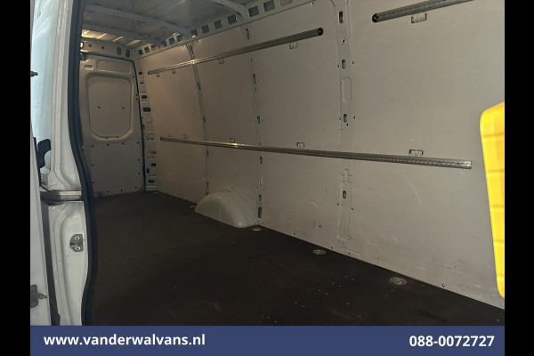 Iveco Daily 35S16 2.3 157pk L3H2 Euro6 Airco | Parkeersensoren | 3500kg trekvermogen Bijrijdersbank