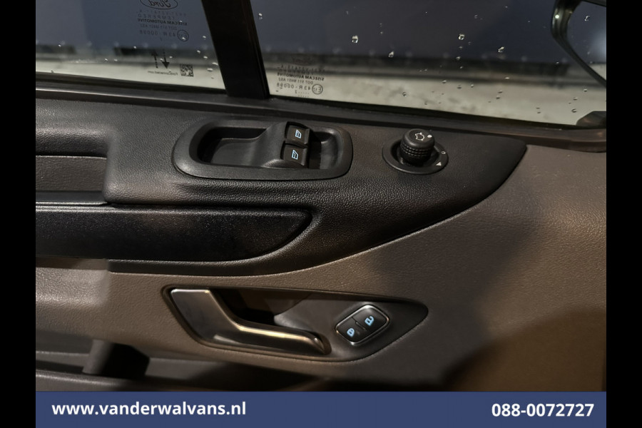 Ford Transit Custom 2.0 TDCI 131pk L2H1 Euro6 Airco | Navigatie | Apple Carplay | LED | 2800kg Trekhaak | Cruisecontrol Parkeersensoren, Bijrijdersbank